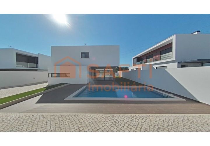 Villa a Entroncamento, Santarem, Entroncamento - € 630.000 | Ref: SAFTI:004885 - foto 1