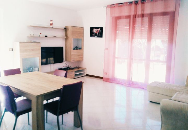 Villa a Grottammare, Ascoli Piceno, Grottammare - € 800/mes | Ref: A0167 - foto 1
