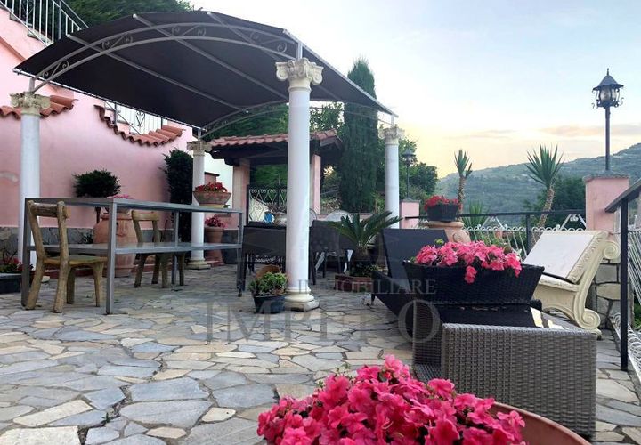Villa i Ventimiglia, Imperia, Ventimiglia - € 750.000 | Ref: 21150 - foto 1