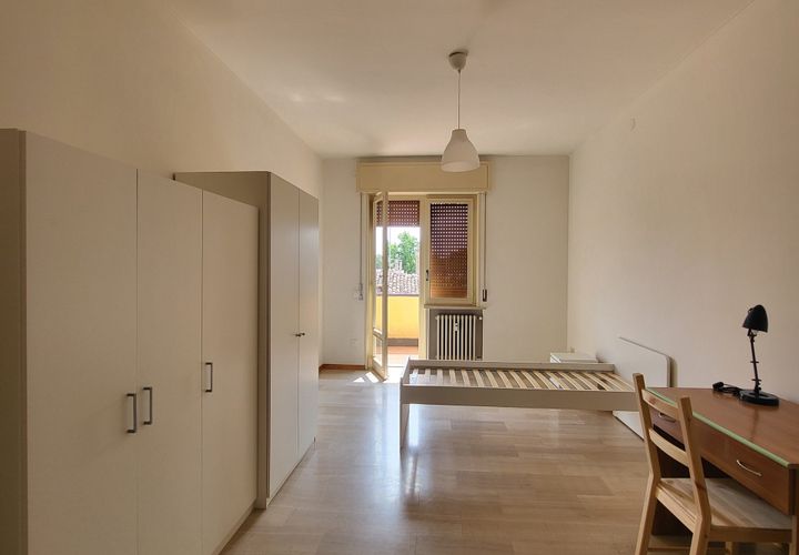 Apartament a Parma, Parma, Parma - € 1.200/mes | Ref: IS800 - foto 1
