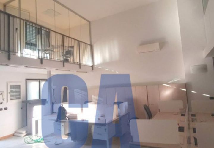 Erhvervsejendom i Milan, Milan, Milan - € 590.000 | Ref: UVACE030 - foto 1