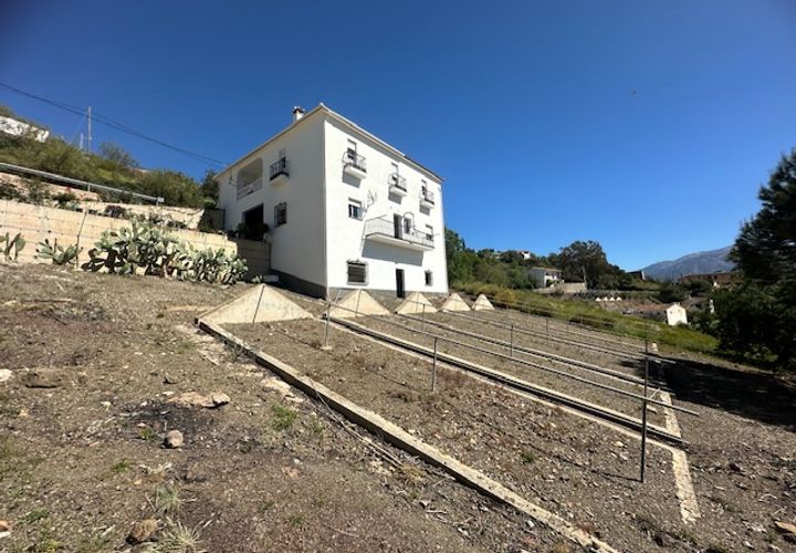 Villa i Vinuela, Malaga, Vinuela - € 375.000 | Ref: ID4202 - foto 1