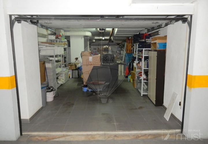 Garage i Belas, Lisbon, Belas - € 60.000 | Ref: 122291002-724 - foto 1