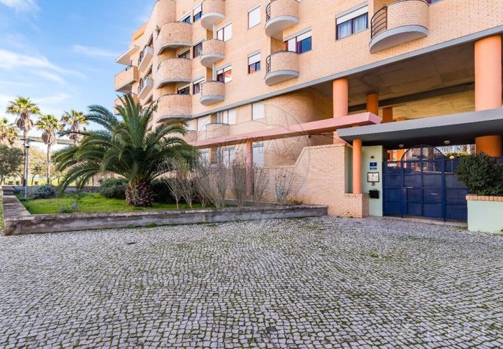 Apartament a Moscavide, Lisbon, Moscavide - € 2.200/mes | Ref: 124151096-38 - foto 1