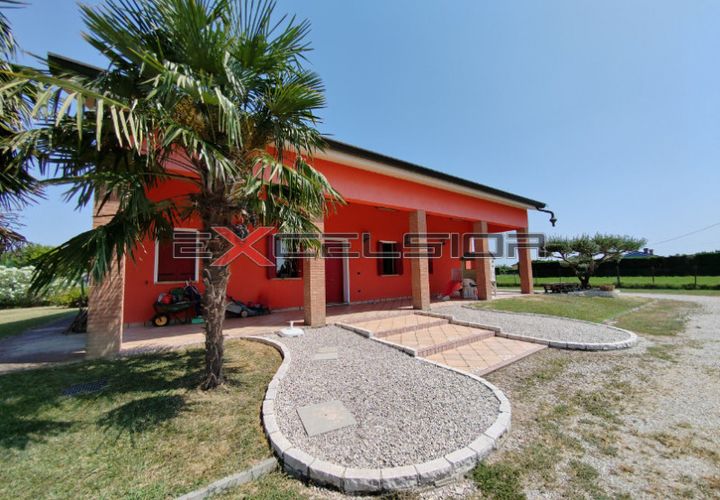 Villa a Cavarzere, Venice, Cavarzere - € 244.000 | Ref: CA5074V-L - foto 1