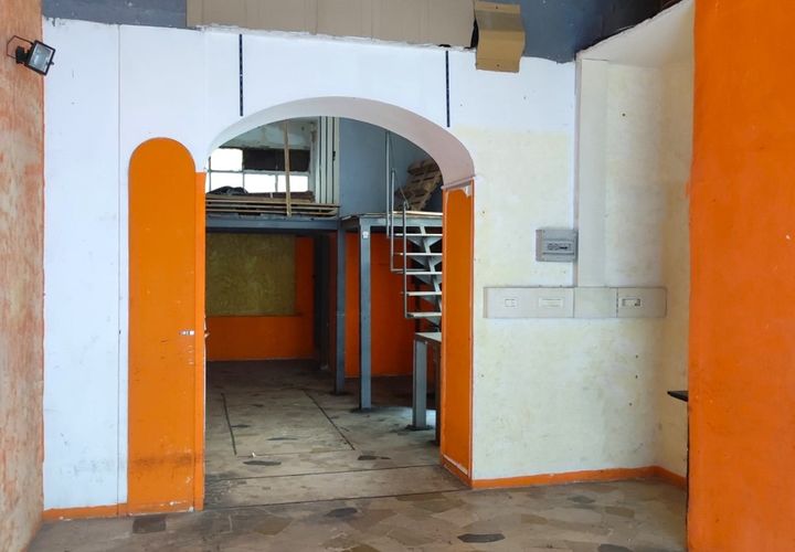 L'establiment comercial a Terni, Terni, Terni - € 800/mes | Ref: NML-1909 - foto 1