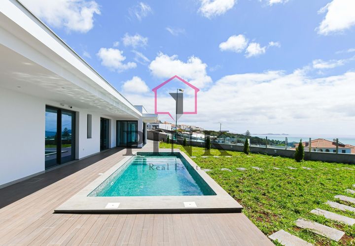 Villa i Machico, Madeira, Machico - € 1 250 000 | Ref: 8654 - foto 1