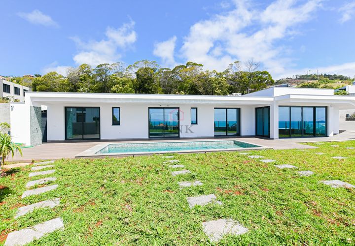 Villa i Machico, Madeira, Machico - € 1.250.000 | Ref: 8654 - foto 1