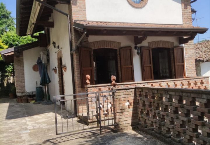 Villa a Montesegale, Pavia, Montesegale - € 115.000 | Ref: 2052 - foto 1
