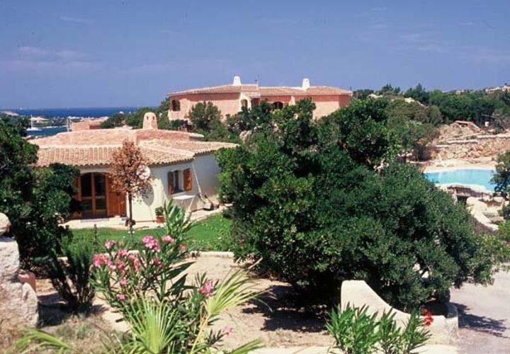 Villa a Arzachena, Sassari, Arzachena - € 7.500/mes | Ref: villette 2 camere - foto 1