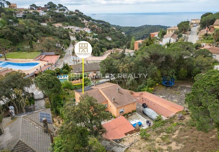 Villa a Lloret De Mar, Gerona, Lloret De Mar - € 382.000 | Ref: 74403 - foto 1