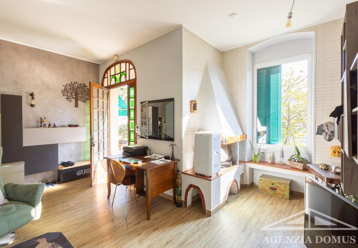 Villa i Bordighera, Imperia, Bordighera - € 850.000 | Ref: AG-DOM 5201 - foto 1
