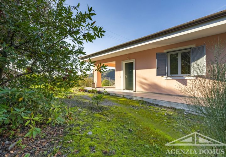 Villa a Bordighera, Imperia, Bordighera - € 490.000 | Ref: AG-DOM 5200 - foto 1