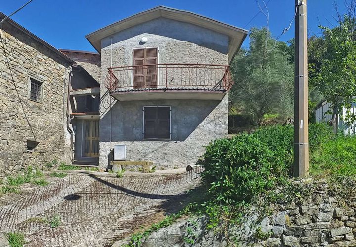 Villa a Filattiera, Massa and Carrara, Filattiera - € 85.000 | Ref: 012A-160288 - foto 1