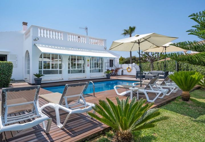 Villa a Cala'n Bosch, Menorca, Cala'n Bosch - € 760.000 | Ref: C430 - foto 1