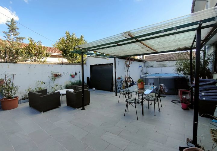 Villa i Bordeaux, Gironde, Bordeaux - € 514.800 | Ref: 235 - foto 1