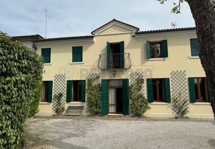 Villa a Mirano, Venice, Mirano - € 690.000 | Ref: MIV1626 - foto 1