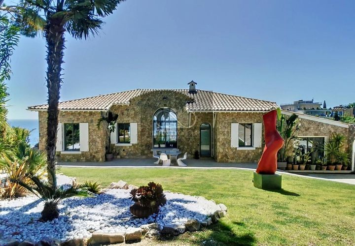 Villa i Vallauris, Alpes-Maritimes, Vallauris - € 4.421.000 | Ref: 84615376 - foto 1