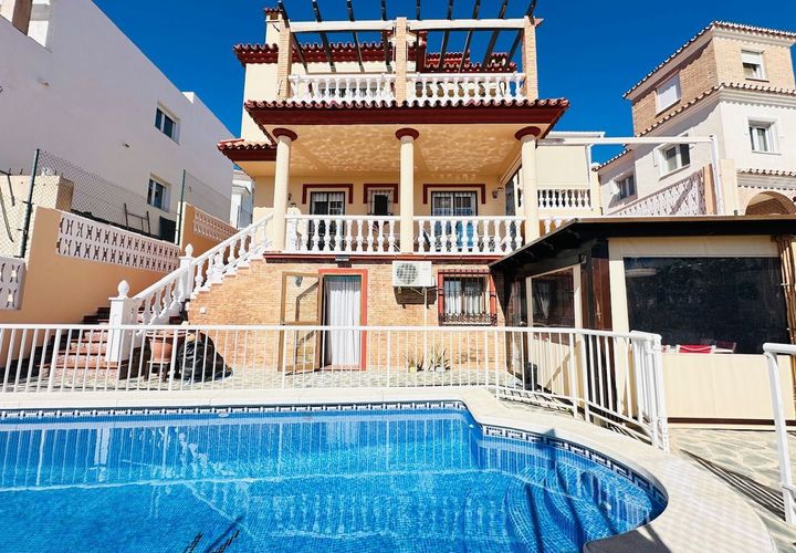 Villa i Torre Del Mar, Malaga, Torre Del Mar - € 699.000 | Ref: MLH689 - foto 1