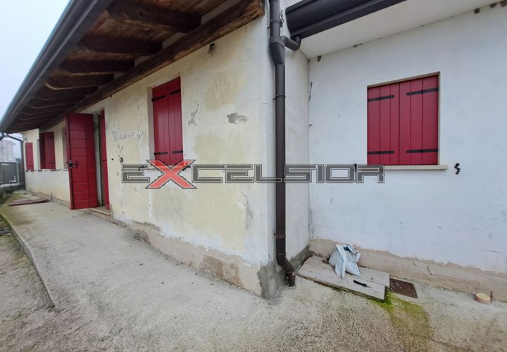 Villa i Cona, Venice, Cona - € 110.000 | Ref: CN5018V-L - foto 1