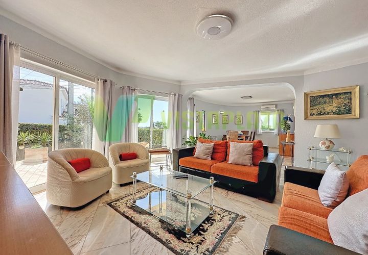 Villa em Carvoeiro, Faro, Carvoeiro - € 1.250.000 | Ref: VIV-6470 - foto 1