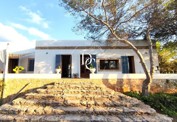 Villa a Es Pujols, Mallorca, Es Pujols - € 2.700.000 | Ref: 5367 - foto 1