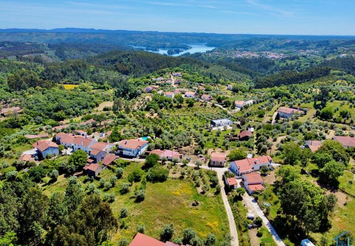Helårsgrund i Tomar, Santarem, Tomar - € 50.000 | Ref: VCP268 - foto 1