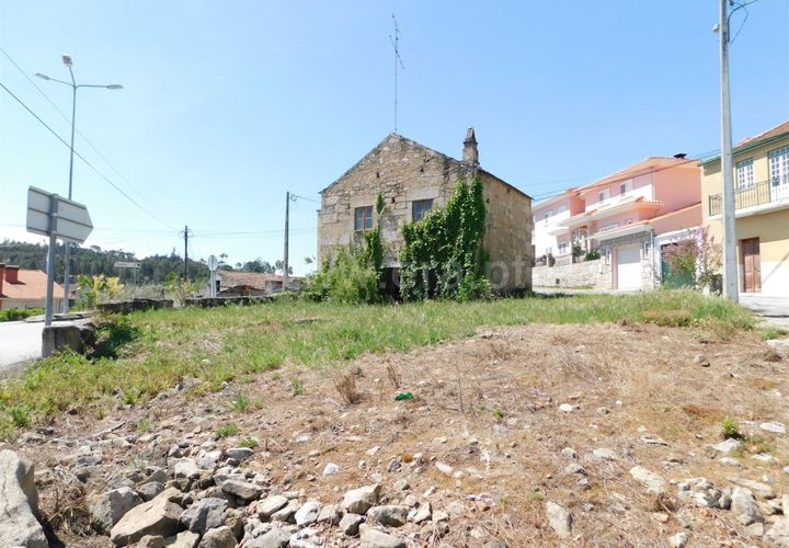 Villa a Gouveia, Guarda, Gouveia - € 25.000 | Ref: 382220249 - foto 1