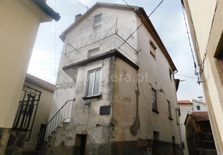 Villa i Seia, Guarda, Seia - € 42.000 | Ref: 382220348 - foto 1