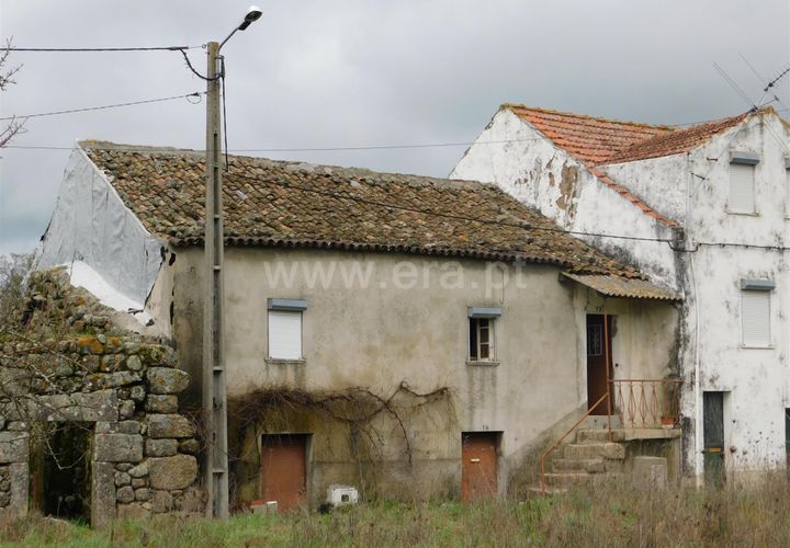 Villa i Seia, Guarda, Seia - € 25.000 | Ref: 382220051 - foto 1