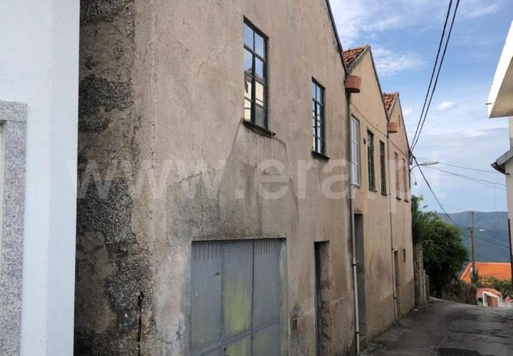 Villa i Seia, Guarda, Seia - € 38 000 | Ref: 382220490 - foto 1