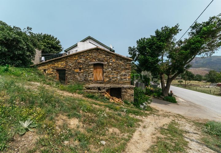 Byhus i Manteigas, Guarda, Manteigas - € 27.000 | Ref: 111220212 - foto 1