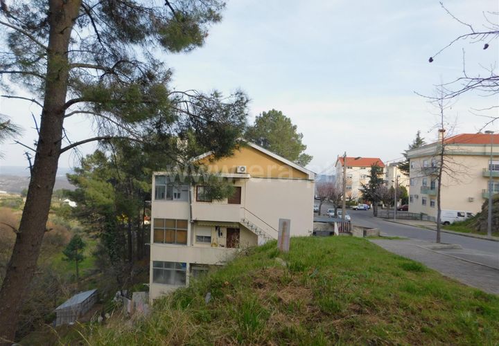 Helårsgrund i Covilha, Castelo Branco, Covilha - € 20.000 | Ref: 111190011 - foto 1