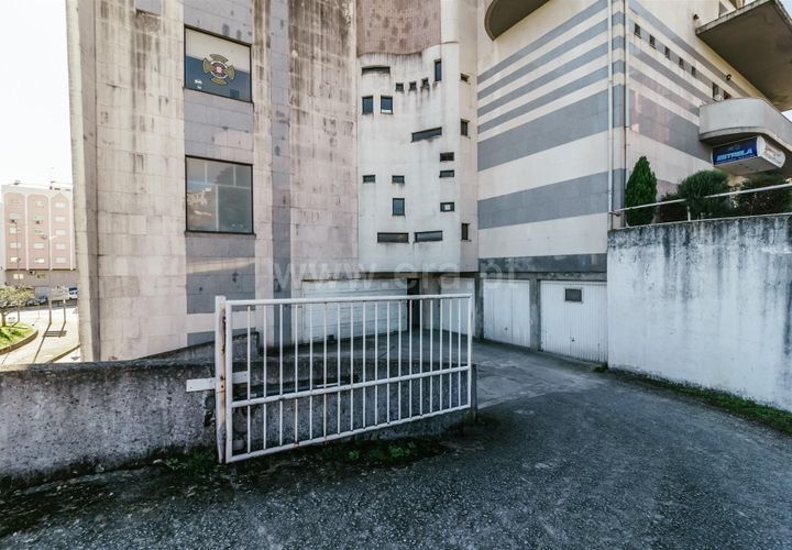 Garage i Covilha, Castelo Branco, Covilha - € 22.000 | Ref: 111230023 - foto 1