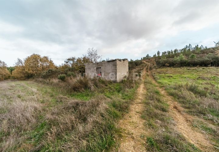 Helårsgrund i Fundao, Castelo Branco, Fundao - € 6.500 | Ref: 255240001 - foto 1