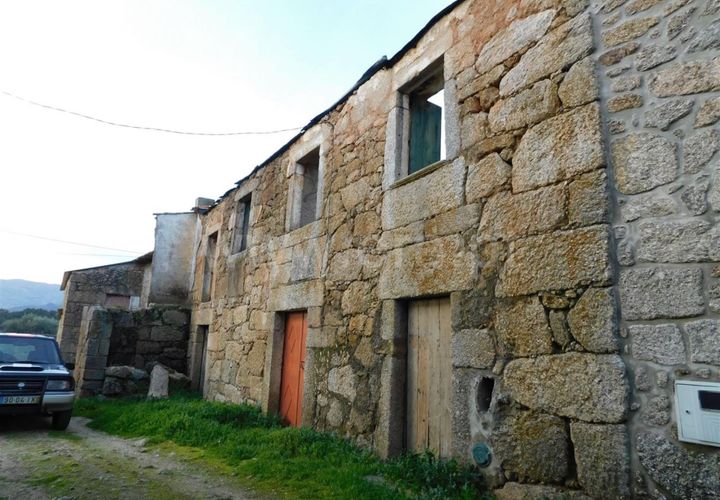 Villa i Fundao, Castelo Branco, Fundao - € 21 125 | Ref: 255200007 - foto 1