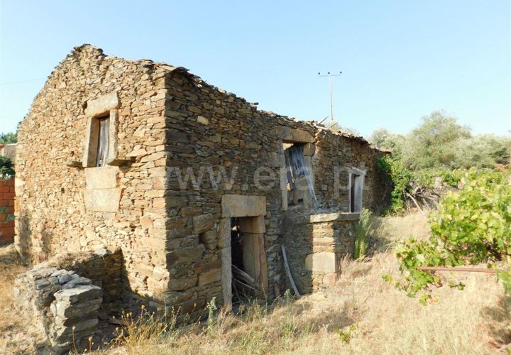 Helårsgrund i Fundao, Castelo Branco, Fundao - € 15.000 | Ref: 255170248 - foto 1