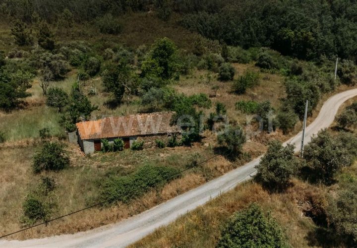Landejendom i Fundao, Castelo Branco, Fundao - € 37.500 | Ref: 255230071 - foto 1