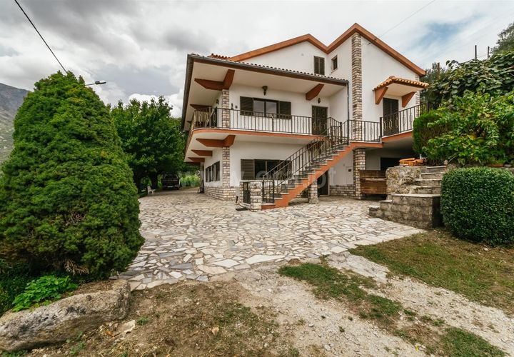Villa i Covilha, Castelo Branco, Covilha - € 598.000 | Ref: 255230176 - foto 1