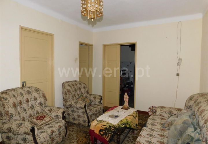 Landsbyhus i Covilha, Castelo Branco, Covilha - € 57.500 | Ref: 255230162 - foto 1