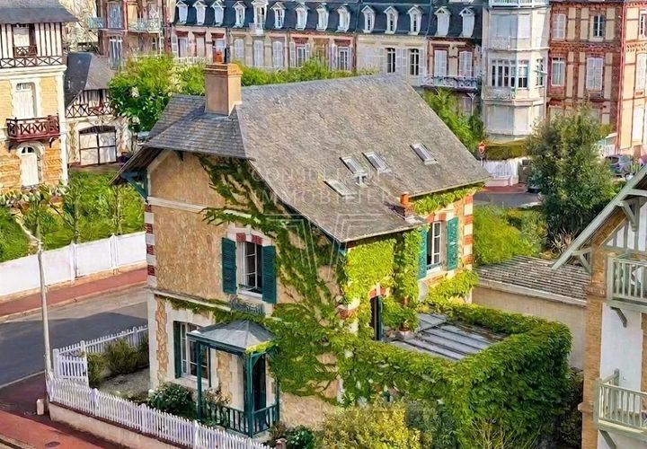 Villa i Deauville, Calvados, Deauville - € 1.726.000 | Ref: 84714484 - foto 1
