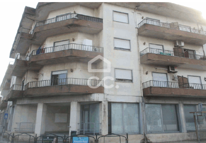 Erhvervsejendom i Abrantes, Santarem, Abrantes - € 228.000 | Ref: 235/N/01537 - foto 1
