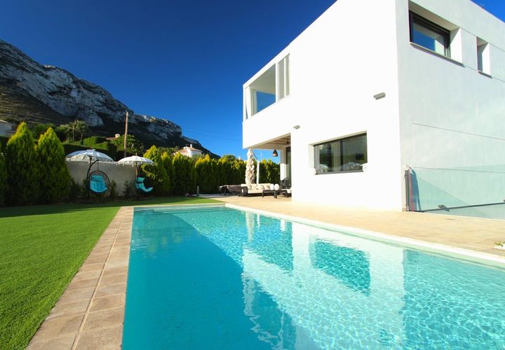 Villa i Denia, Alicante, Denia - € 1.150.000 | Ref: L00303 - foto 1