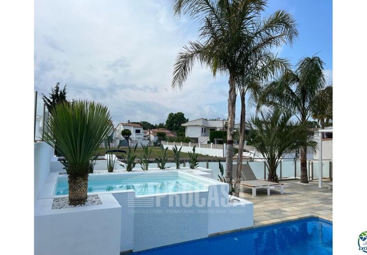 Villa i Empuriabrava, Gerona, Empuriabrava - € 1.099.000 | Ref: 3246 - foto 1