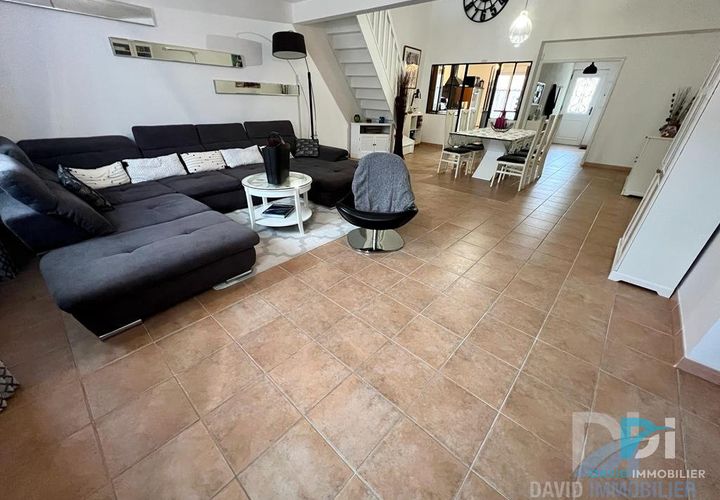 Villa i Montblanc, Herault, Montblanc - € 250.000 | Ref: 345771286 - foto 1
