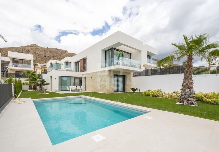 Villa a Finestrat, Alicante, Finestrat - € 1.145.000 | Ref: BHHS-CBL-0135 - foto 1