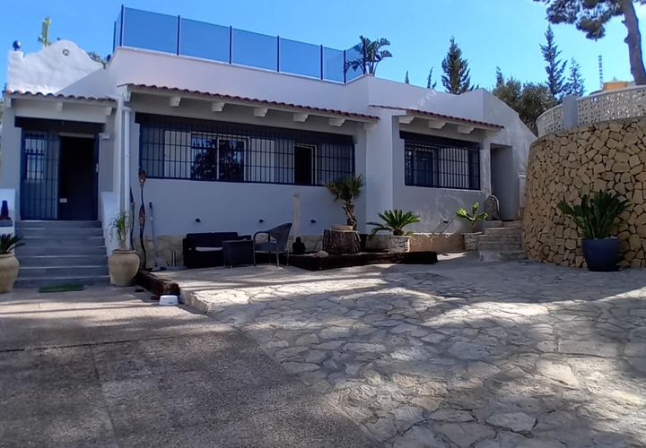 Villa i La Nucia, Alicante, La Nucia - € 495.000 | Ref: LUX0032 - foto 1