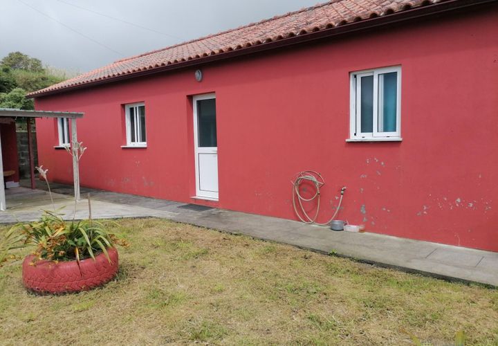 Byhus i Horta, Faial, Horta - € 200.000 | Ref: 1064 - foto 1