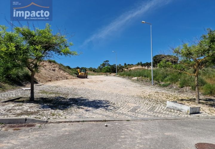 Helårsgrund i Alenquer, Lisbon, Alenquer - € 89.000 | Ref: Imp2500 - foto 1