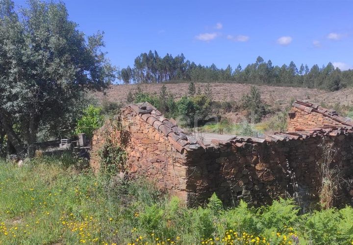 Helårsgrund i Castelo Branco, Castelo Branco, Castelo Branco - € 90.000 | Ref: 255240107 - foto 1
